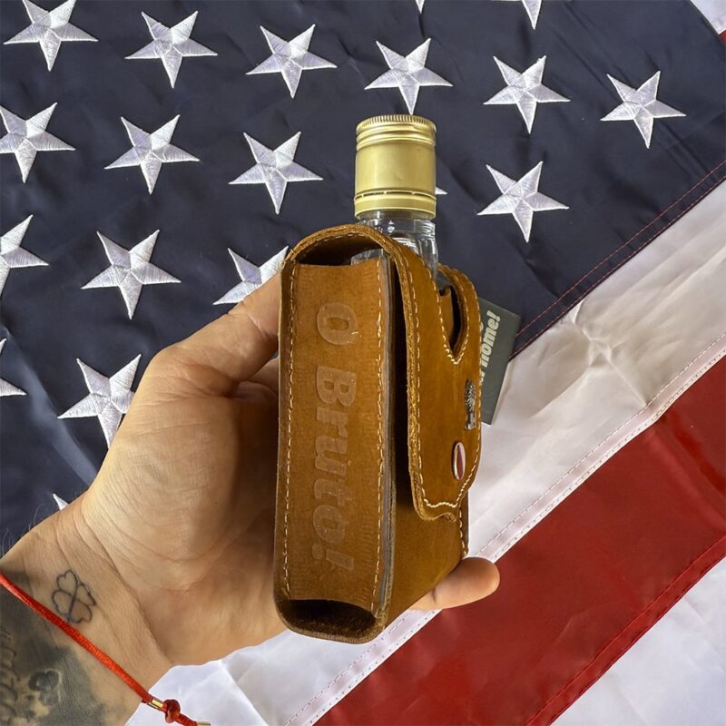 Porta Cachaça JH em Couro S2 - Imagem 4